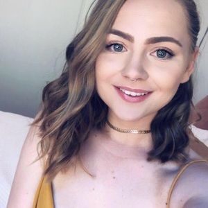 Meet your Posher, Paige